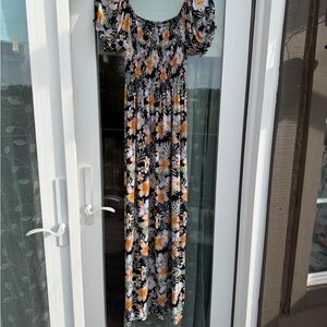 Floral Plumeria and Hibiscus’s Maxi Dress with Puff Sleeves